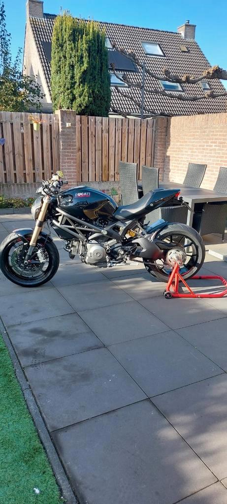 Ducati monster 1100 evo ABS