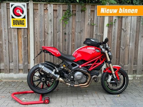 Ducati monster 1100 evo carbon nieuwstaat.