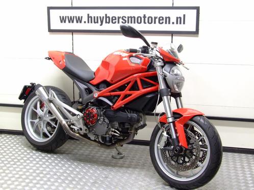   Ducati Monster 1100 Naked 2009