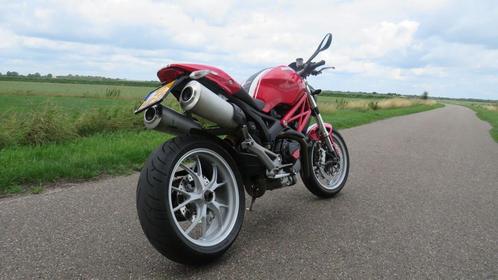 Ducati Monster 1100 Naked Bike 2009 59.000km topstaat