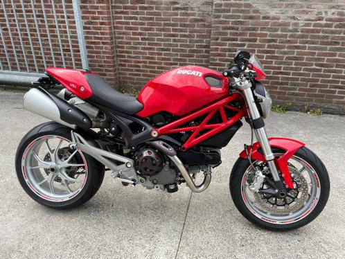 Ducati monster 1100 perfecte staat - carbon afgewerkt