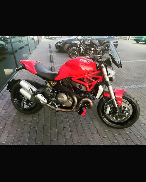 Ducati Monster 1200