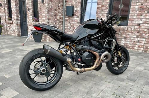 Ducati Monster 1200 R Thrilling Black SC Project