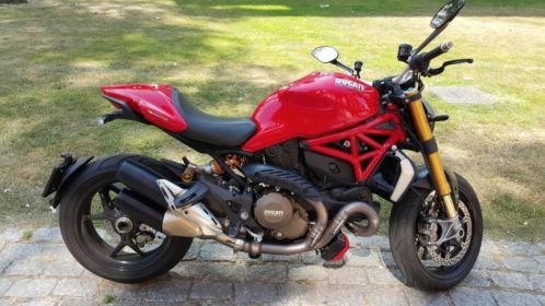 Ducati Monster 1200 S