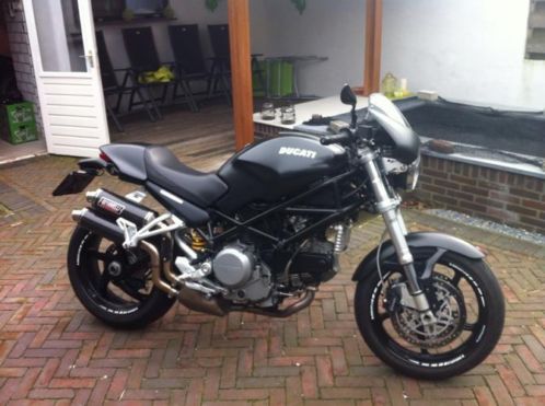 Ducati Monster 2SR