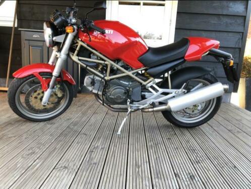 Ducati monster 600