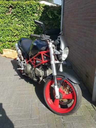 ducati monster 600