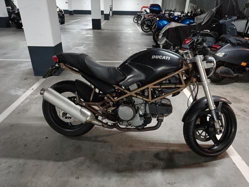 Ducati monster 600