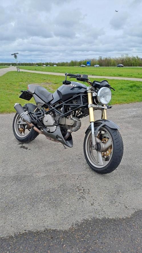 Ducati Monster 600 A2