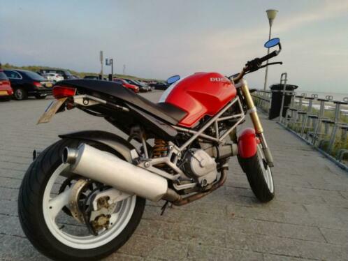 Ducati Monster 600 Corse Rood