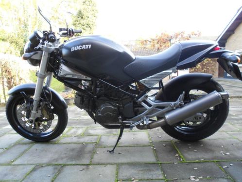 Ducati Monster 600 Dark