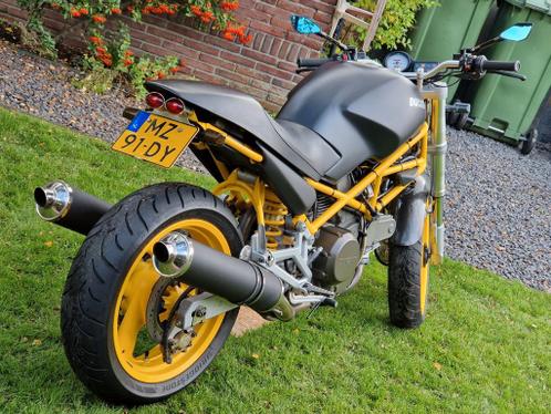 Ducati monster 600 dark (zeer lage km stand)