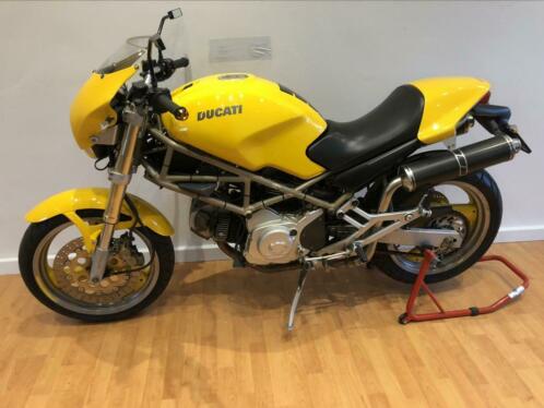 Ducati monster 600 geel 96