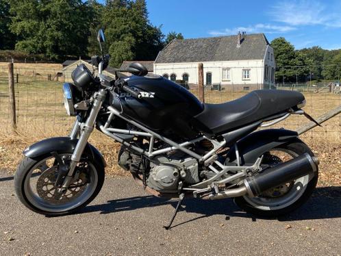 Ducati monster 600 met Akrapovic uitlaten