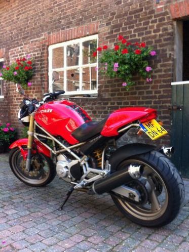 Ducati Monster 600cc