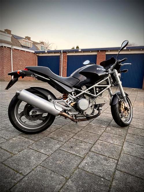 Ducati Monster 620 (bij2004)