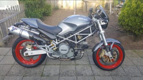 Ducati monster 620 s.i.e.