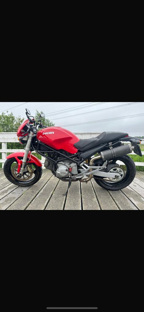 Ducati Monster 620cc 2004