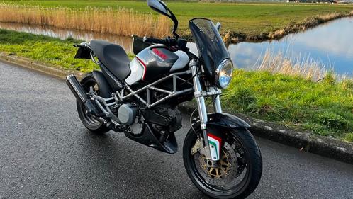 Ducati monster 620i met 23019 km