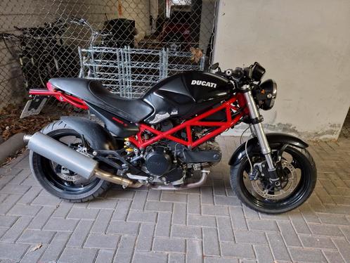 Ducati monster 695