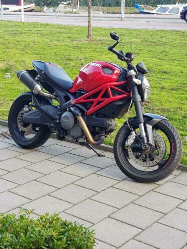 Ducati Monster 696 3750,-