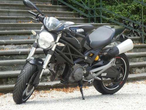 Ducati Monster 696 (bj 2008)
