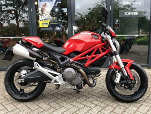 Ducati MONSTER 696 (bj 2011)