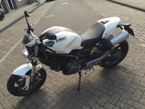 Ducati monster 696 M696 - NIEUWSTAAT (bj 2008) 