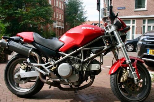 Ducati Monster 750