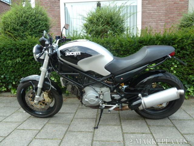 Ducati Monster 750 i.e. 2002 29000 km