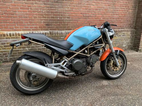 Ducati Monster 750 special paint