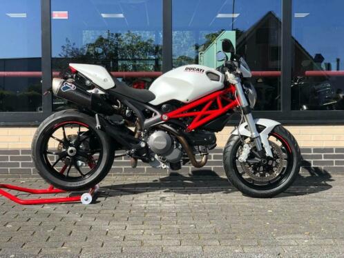 Ducati Monster 796 - 2012 - 14.841 km - eerste eigenaar