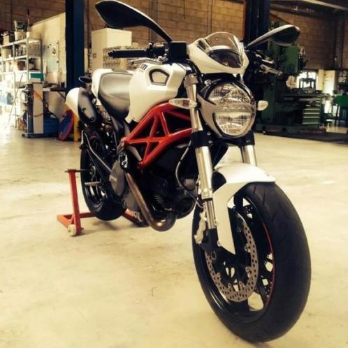 Ducati Monster 796 25kw Kenteken