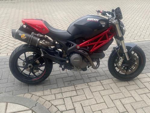Ducati Monster 796 abs