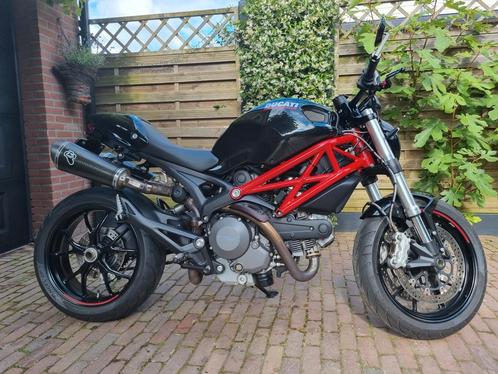 Ducati Monster 796 ABS 2013 plus originele witte kappenset