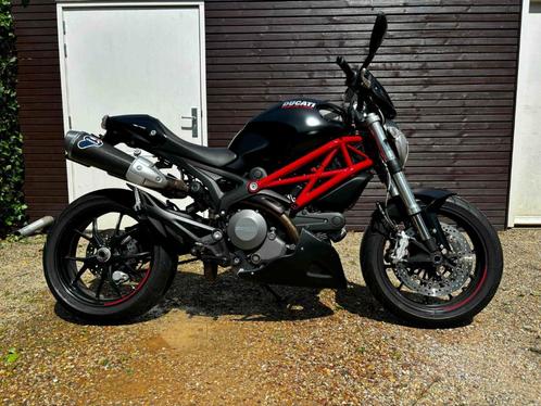 Ducati Monster 796 ABS