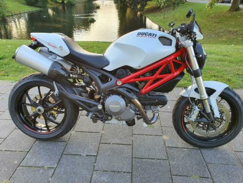 Ducati monster 796 ABS