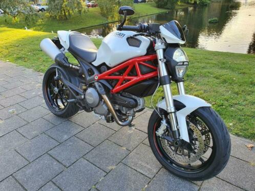 Ducati monster 796 ABS