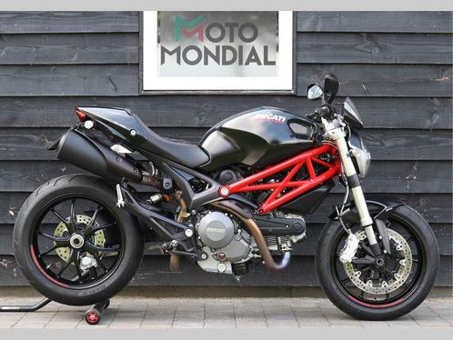 DUCATI MONSTER 796 ABS (bj 2013) 5487 km 