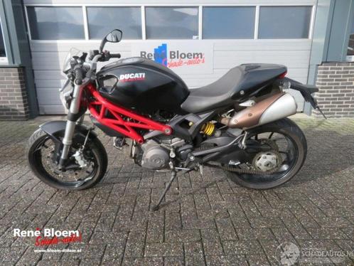 Ducati Monster 796 (bj 2011)