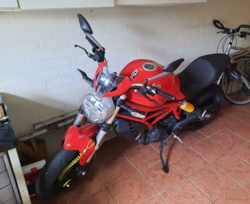 Ducati MONSTER 797 Ducati Red