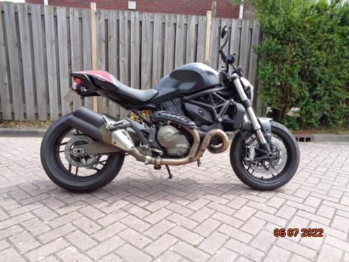 ducati monster 821 2016