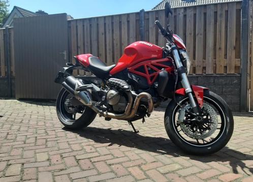 Ducati monster 821