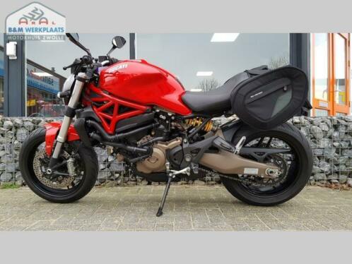 DUCATI MONSTER 821 (bj 2015, 11.212 km)