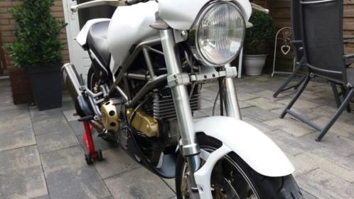 Ducati monster 900 ie