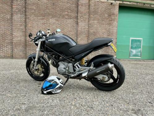 Ducati Monster 900 i.e. Dark M900