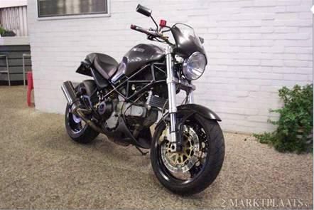 Ducati Monster 900 i.e. grijs  gray  black