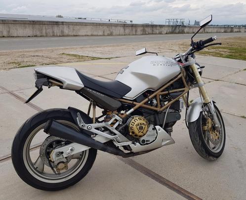 Ducati Monster 900 M900 1997