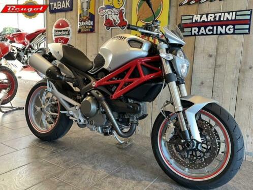 DUCATI MONSTER M1100 M 1100 (bj 2009)