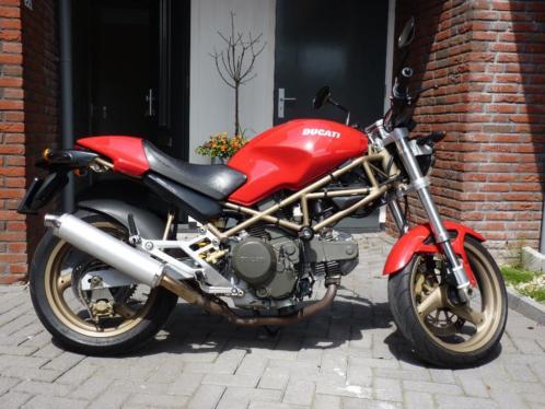 Ducati Monster M600, Bos uitlaten